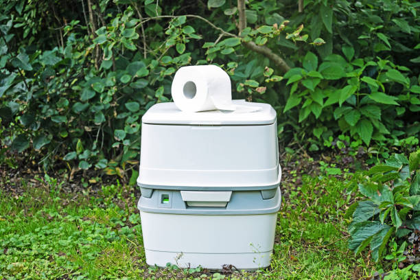 Portable Toilet Options We Offer in Fussels Corner, FL