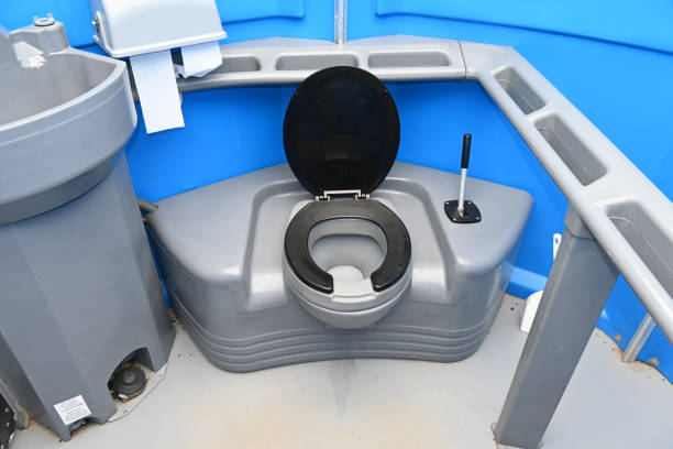 Best Luxury portable toilet rental  in Fussels Corner, FL
